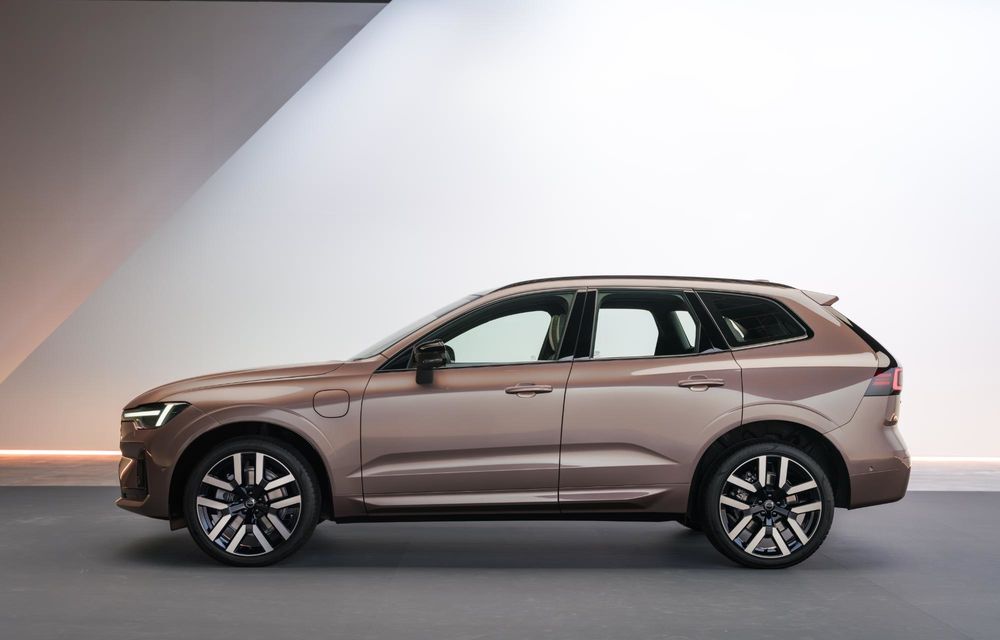 Volvo lansează versiuni PHEV noi pentru XC60 și XC90. Facelift pentru XC60 - Poza 46