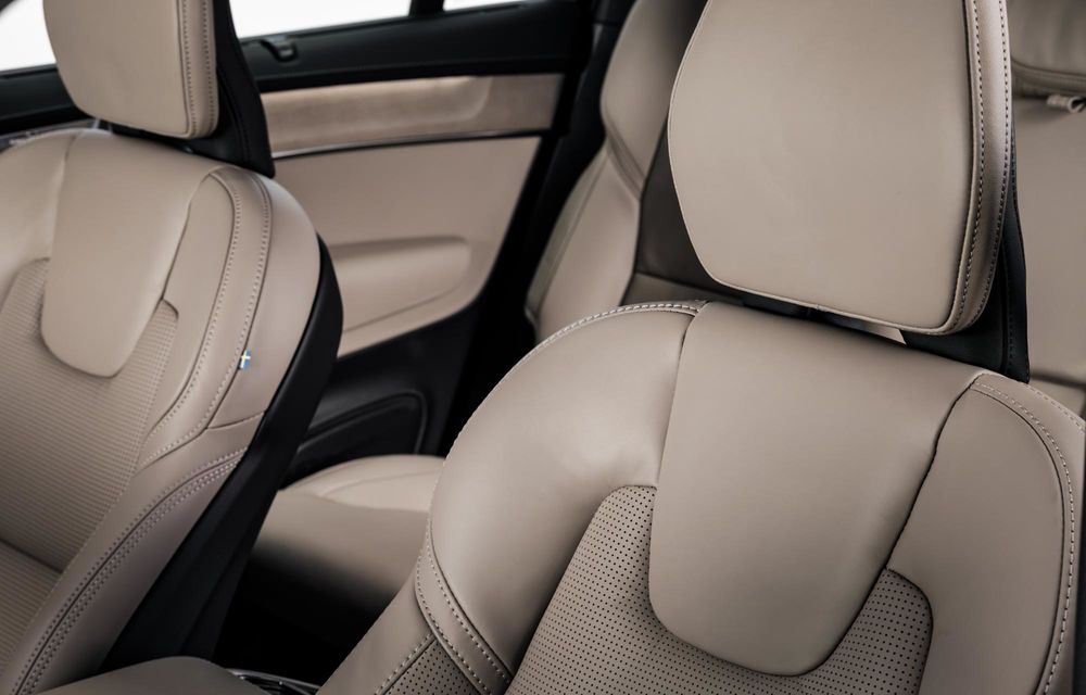 Volvo lansează versiuni PHEV noi pentru XC60 și XC90. Facelift pentru XC60 - Poza 79
