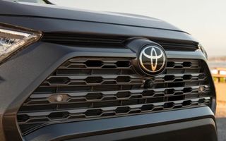 Toyota a brevetat un sistem care îți urmărește privirea și face fotografii în locul tău