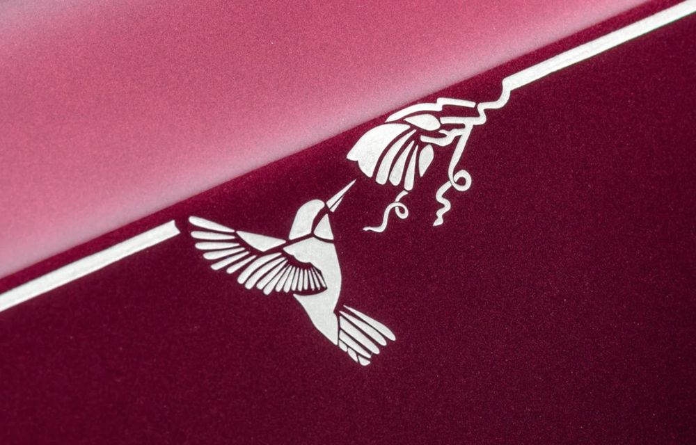 Rolls-Royce Phantom Hummingbird: exemplar unicat decorat cu cochilii de melc marin - Poza 2 Rolls-Royce Phantom Hummingbird: exemplar unicat decorat cu cochilii de melc marin - Poza 2