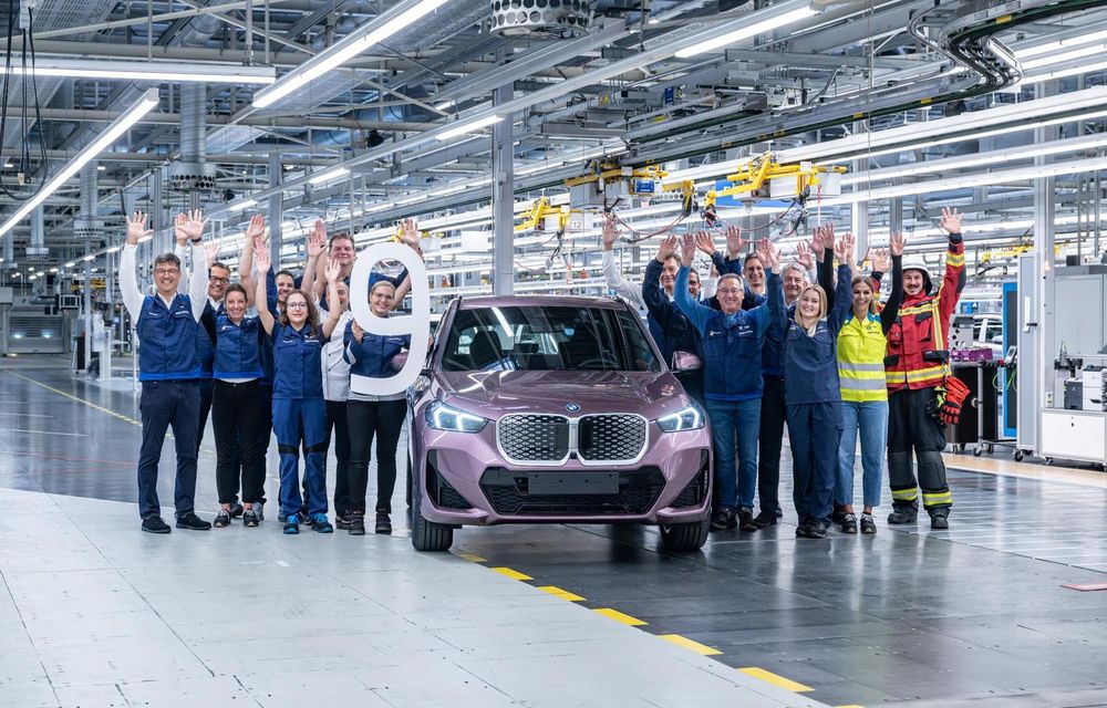 BMW: 9 milioane de mașini produse la uzina din Regensburg - Poza 1