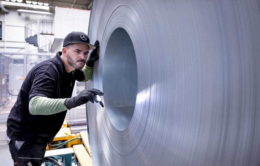 Noul Mercedes-Benz GLA a intrat în producția de serie - Poza 17 Noul Mercedes-Benz GLA a intrat în producția de serie - Poza 17
