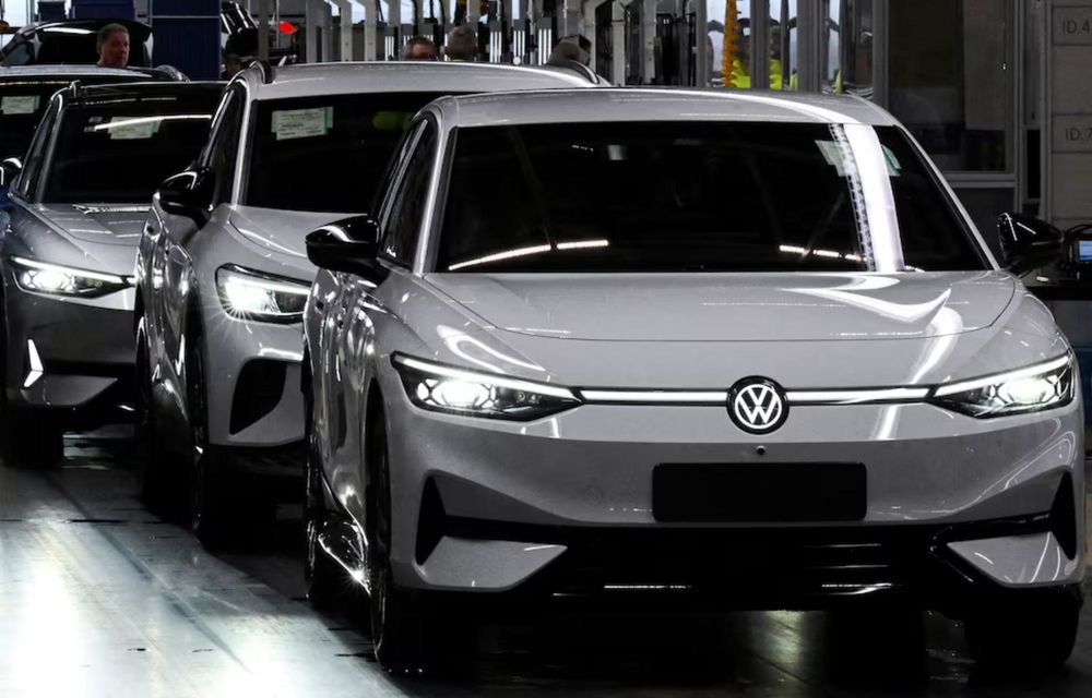 Volkswagen accelerează restructurarea în Germania. Alte 50.000 de locuri de muncă sunt vizate - Poza 2 Volkswagen accelerează restructurarea în Germania. Alte 50.000 de locuri de muncă sunt vizate - Poza 2
