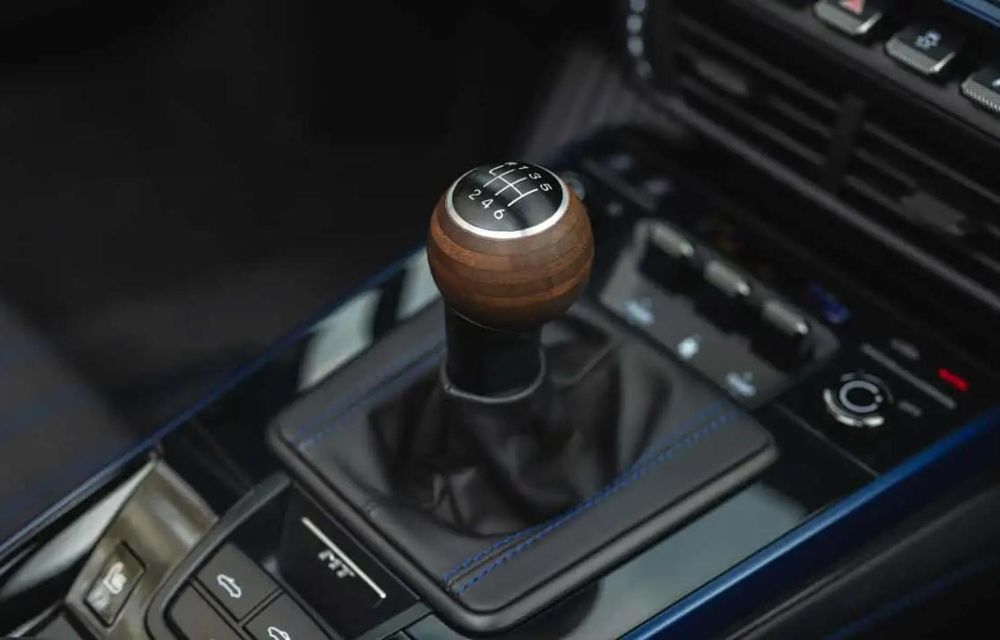 Porsche brevetează o cutie automată care se poate transforma într-una manuală - Poza 1 Porsche brevetează o cutie automată care se poate transforma într-una manuală - Poza 1