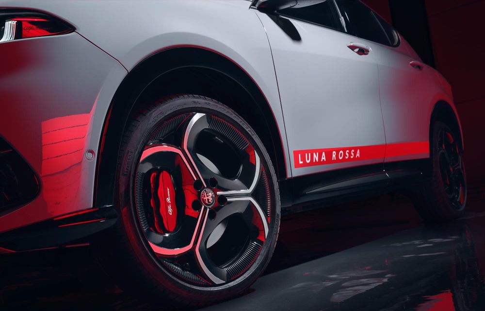 Alfa Romeo Edizione Luna Rossa: ediție specială nouă pentru 4 modele - Poza 25 Alfa Romeo Edizione Luna Rossa: ediție specială nouă pentru 4 modele - Poza 25