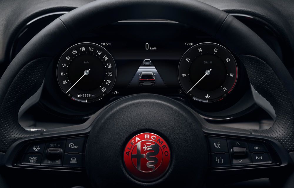Alfa Romeo Edizione Luna Rossa: ediție specială nouă pentru 4 modele - Poza 30 Alfa Romeo Edizione Luna Rossa: ediție specială nouă pentru 4 modele - Poza 30