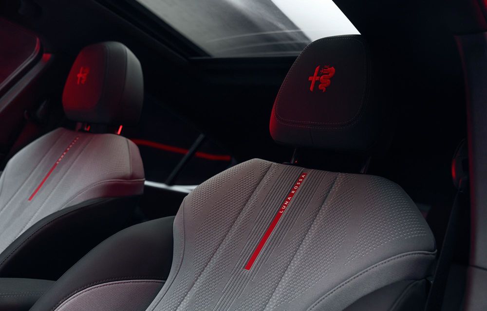 Alfa Romeo Edizione Luna Rossa: ediție specială nouă pentru 4 modele - Poza 31 Alfa Romeo Edizione Luna Rossa: ediție specială nouă pentru 4 modele - Poza 31