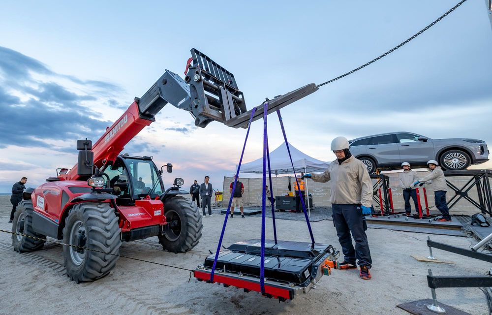 REPORTAJ: Chery Safety Challenge a ajuns în România. Bateria lui Tiggo 9, scufundată 24 de ore în apă sărată - Poza 50 REPORTAJ: Chery Safety Challenge a ajuns în România. Bateria lui Tiggo 9, scufundată 24 de ore în apă sărată - Poza 50