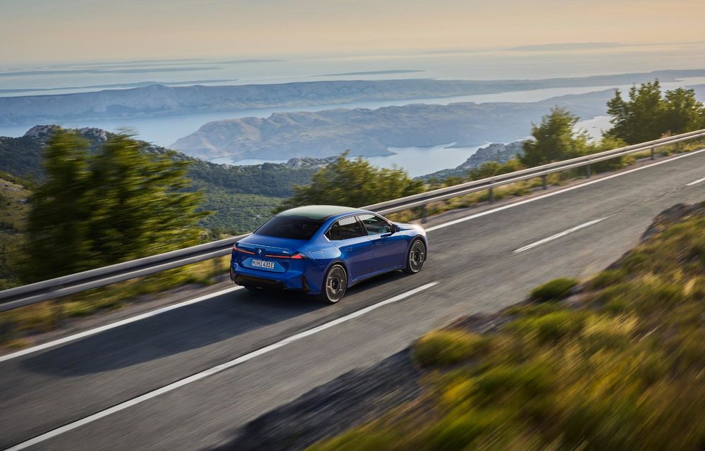 Noul BMW Seria 3 cu motoare termice este aici: până la 443 de cai putere - Poza 37