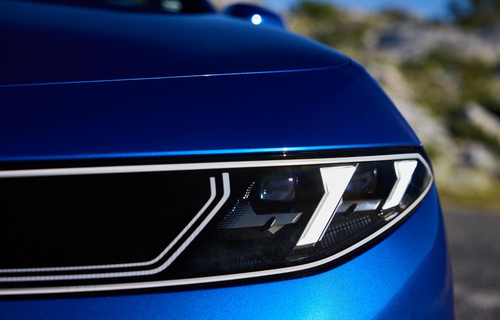 Noul BMW Seria 3 cu motoare termice este aici: până la 443 de cai putere - Poza 53