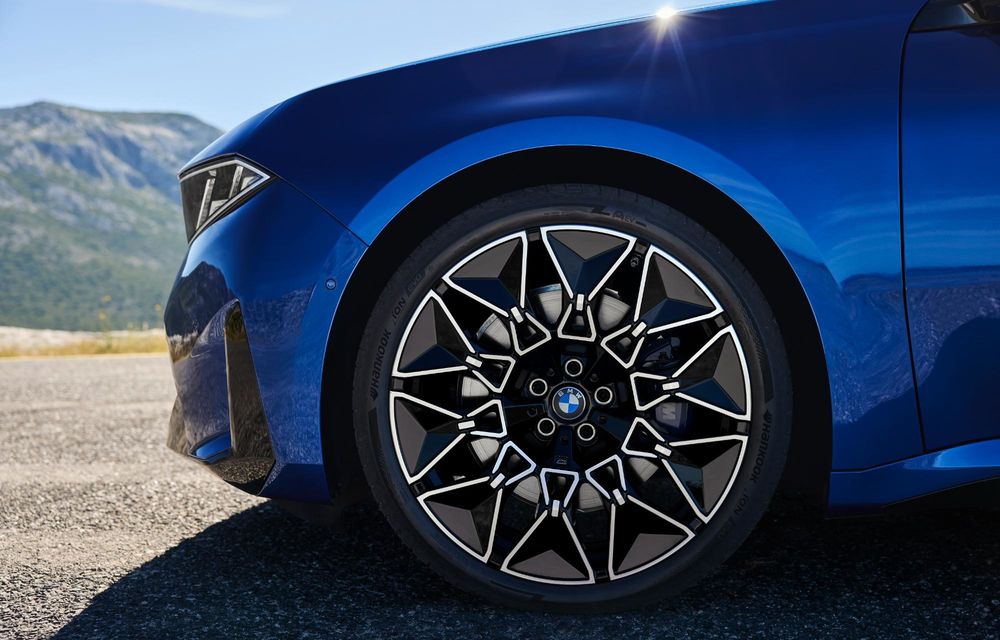 Noul BMW Seria 3 cu motoare termice este aici: până la 443 de cai putere - Poza 54