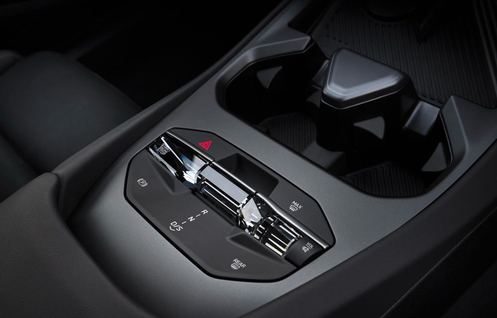 Noul BMW Seria 3 cu motoare termice este aici: până la 443 de cai putere - Poza 138
