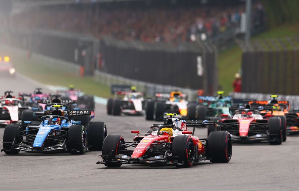 F1 Malaezia: Max Verstappen obține prima victorie din 2026. George Russell abandonează - Poza 5 F1 Malaezia: Max Verstappen obține prima victorie din 2026. George Russell abandonează - Poza 5