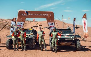 Dacia Sandriders încheie un raliu dificil în Maroc. Loeb pierde primul loc în campionat Dacia Sandriders încheie un raliu dificil în Maroc. Loeb pierde primul loc în campionat