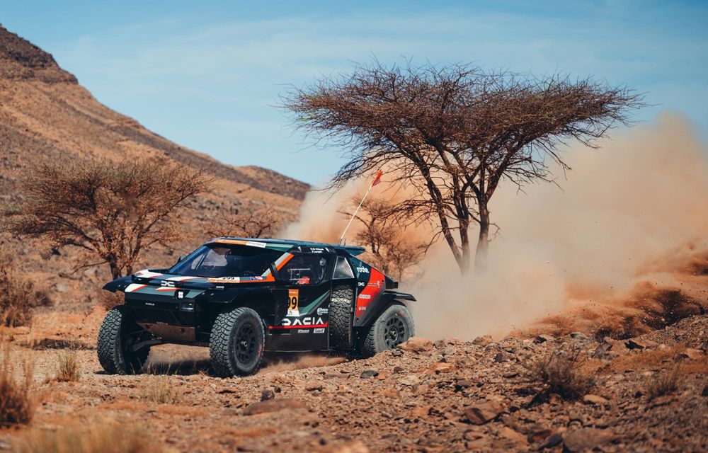 Dacia Sandriders încheie un raliu dificil în Maroc. Loeb pierde primul loc în campionat - Poza 4 Dacia Sandriders încheie un raliu dificil în Maroc. Loeb pierde primul loc în campionat - Poza 4