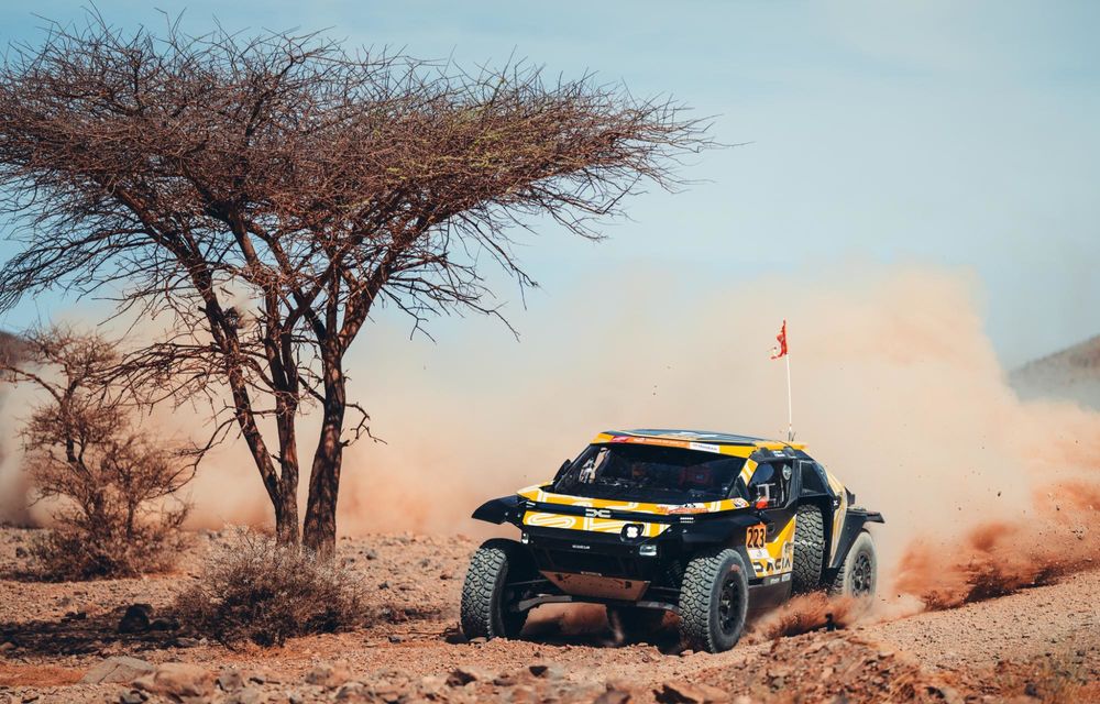 Dacia Sandriders încheie un raliu dificil în Maroc. Loeb pierde primul loc în campionat - Poza 3 Dacia Sandriders încheie un raliu dificil în Maroc. Loeb pierde primul loc în campionat - Poza 3