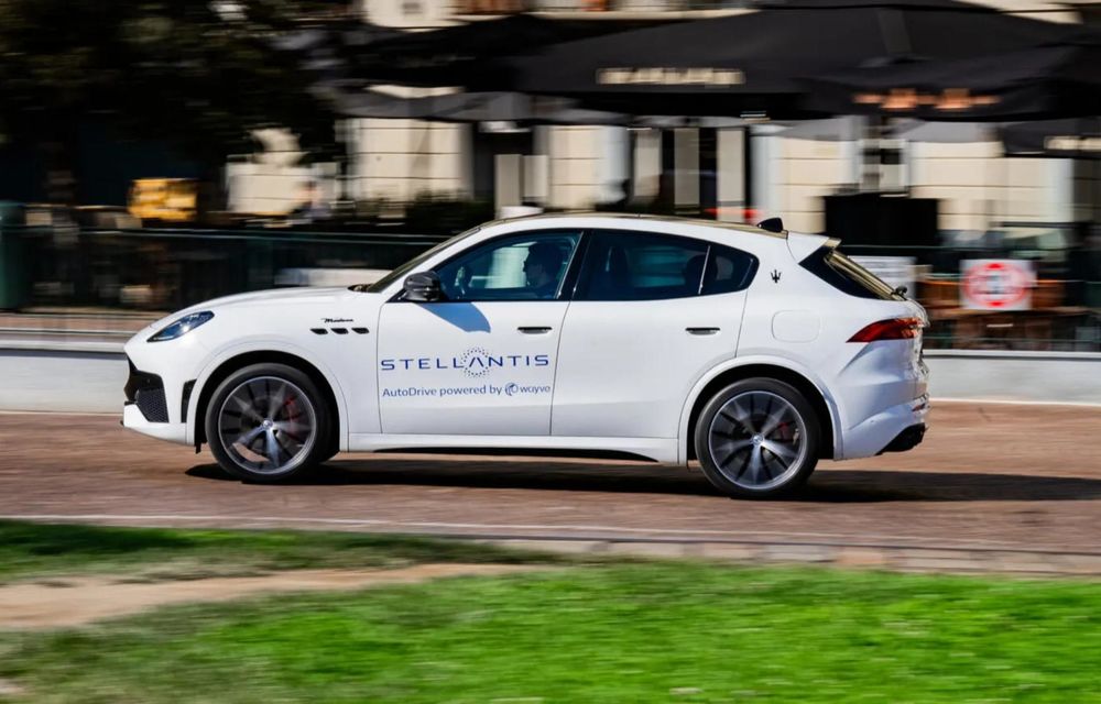 Stellantis testează un nou sistem de conducere semi-autonomă, bazat pe AI - Poza 3 Stellantis testează un nou sistem de conducere semi-autonomă, bazat pe AI - Poza 3