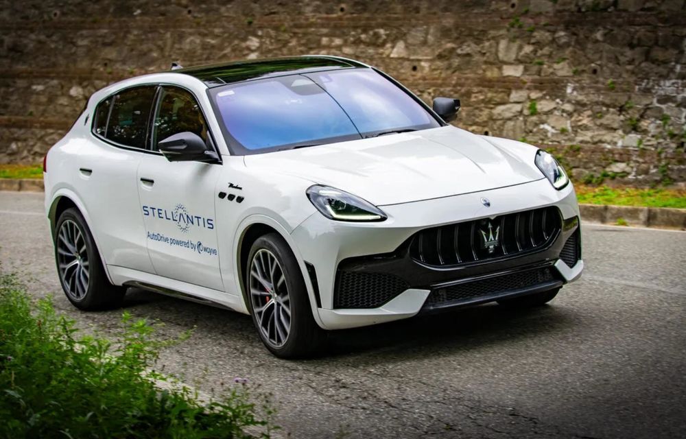 Stellantis testează un nou sistem de conducere semi-autonomă, bazat pe AI - Poza 10 Stellantis testează un nou sistem de conducere semi-autonomă, bazat pe AI - Poza 10