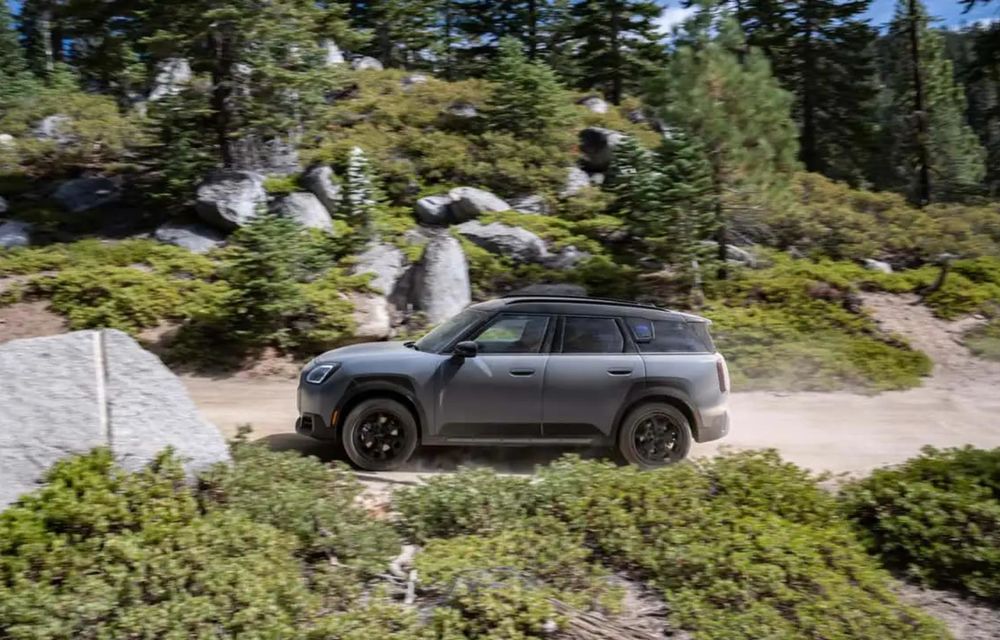 MINI Countryman Untamed Edition: suspensie înălțată, anvelope all-terrain și tracțiune integrală - Poza 8 MINI Countryman Untamed Edition: suspensie înălțată, anvelope all-terrain și tracțiune integrală - Poza 8