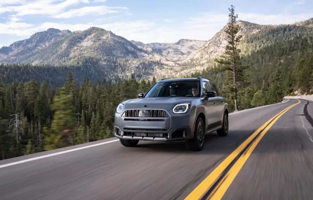 MINI Countryman Untamed Edition: suspensie înălțată, anvelope all-terrain și tracțiune integrală - Poza 4 MINI Countryman Untamed Edition: suspensie înălțată, anvelope all-terrain și tracțiune integrală - Poza 4