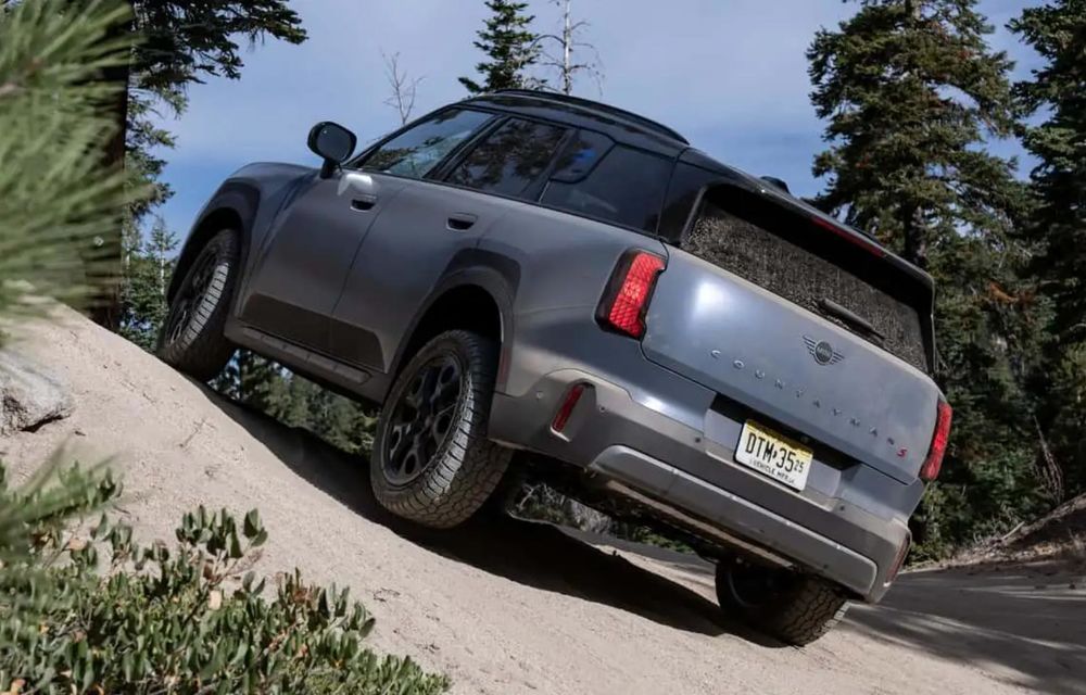 MINI Countryman Untamed Edition: suspensie înălțată, anvelope all-terrain și tracțiune integrală - Poza 11 MINI Countryman Untamed Edition: suspensie înălțată, anvelope all-terrain și tracțiune integrală - Poza 11