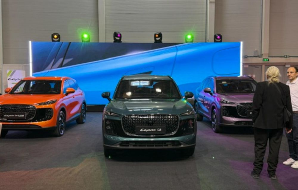 Lepas L6 PHEV a debutat în România. Disponibil pentru precomandă, de la 40.000 de euro - Poza 6 Lepas L6 PHEV a debutat în România. Disponibil pentru precomandă, de la 40.000 de euro - Poza 6