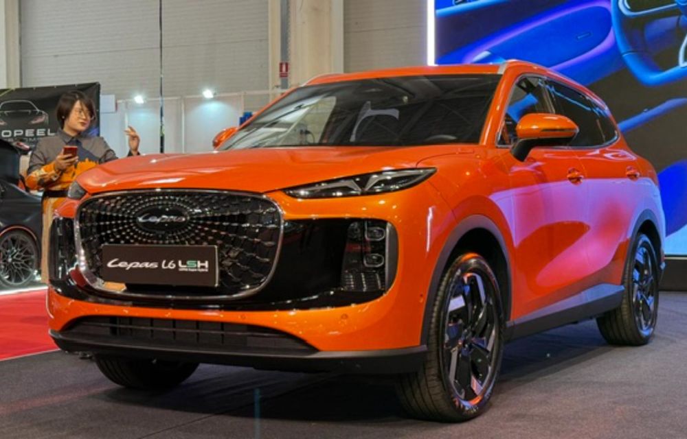 Lepas L6 PHEV a debutat în România. Disponibil pentru precomandă, de la 40.000 de euro - Poza 3 Lepas L6 PHEV a debutat în România. Disponibil pentru precomandă, de la 40.000 de euro - Poza 3