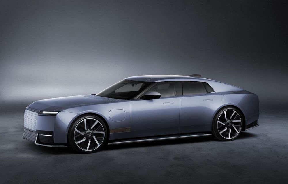 Jaguar prezintă noul Type 01: trei motoare electrice, 1.030 CP și 720 km autonomie - Poza 1 Jaguar prezintă noul Type 01: trei motoare electrice, 1.030 CP și 720 km autonomie - Poza 1