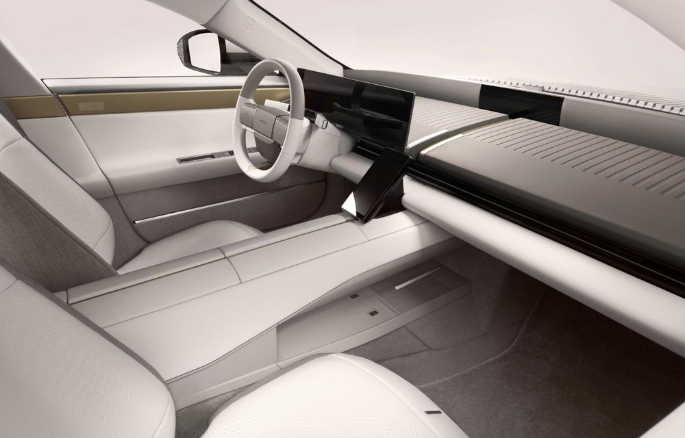 Jaguar prezintă noul Type 01: trei motoare electrice, 1.030 CP și 720 km autonomie - Poza 38 Jaguar prezintă noul Type 01: trei motoare electrice, 1.030 CP și 720 km autonomie - Poza 38
