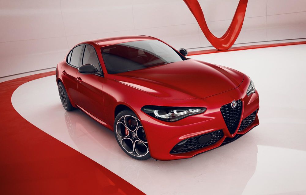 Îmbunătățiri pentru gama Alfa Romeo: interior de calitate superioară pentru Junior - Poza 17