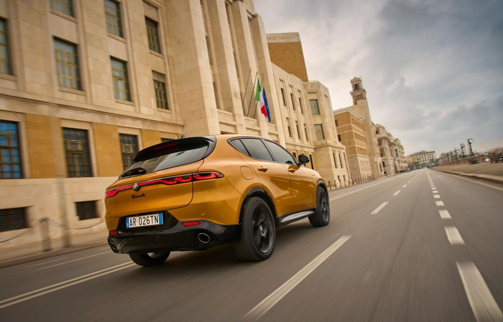 Îmbunătățiri pentru gama Alfa Romeo: interior de calitate superioară pentru Junior - Poza 12