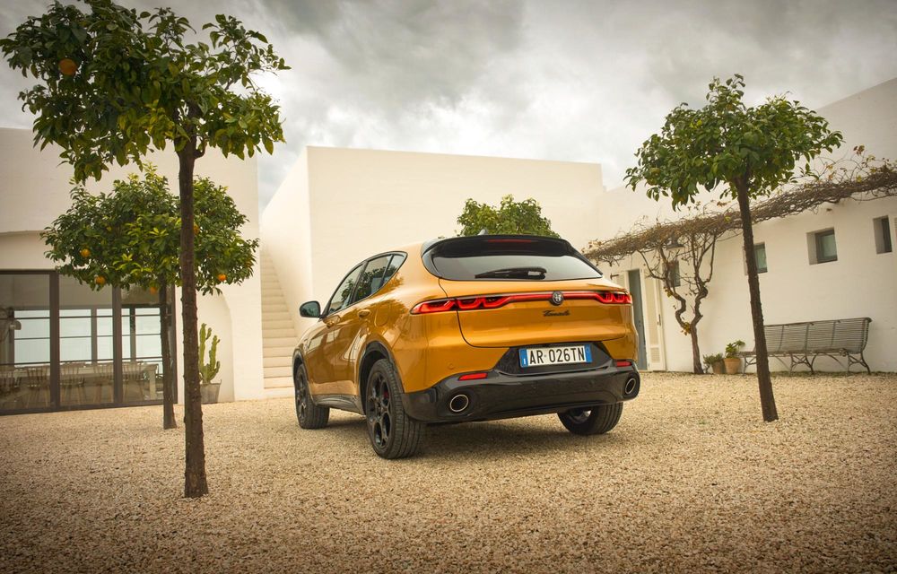 Îmbunătățiri pentru gama Alfa Romeo: interior de calitate superioară pentru Junior - Poza 13