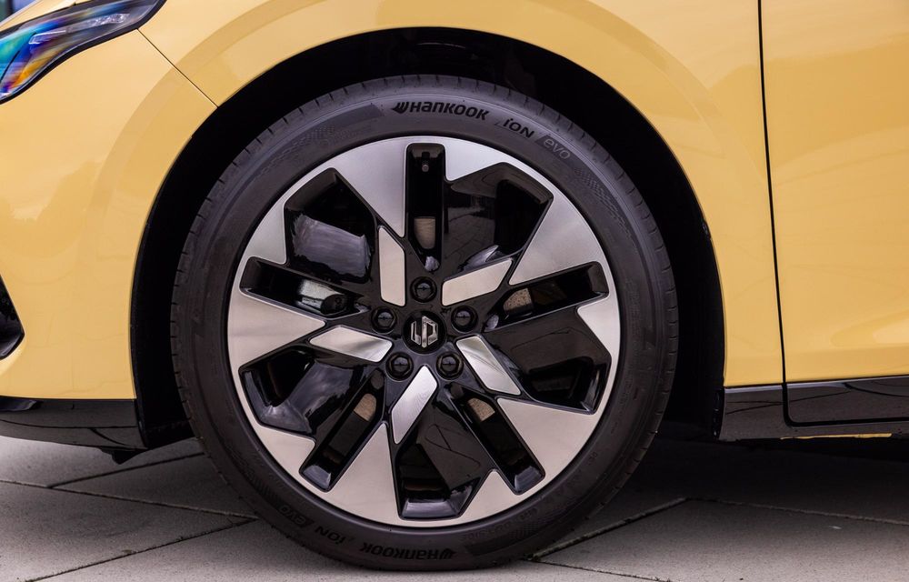 Noile Leapmotor B03X și B05 debutează în România: ambele sunt 100% electrice - Poza 21 Noile Leapmotor B03X și B05 debutează în România: ambele sunt 100% electrice - Poza 21