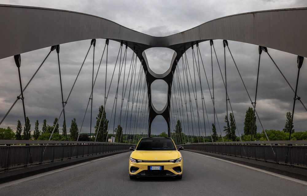Noile Leapmotor B03X și B05 debutează în România: ambele sunt 100% electrice - Poza 16 Noile Leapmotor B03X și B05 debutează în România: ambele sunt 100% electrice - Poza 16