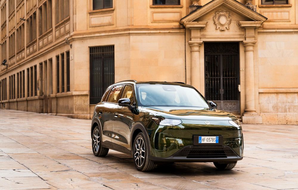 Noile Leapmotor B03X și B05 debutează în România: ambele sunt 100% electrice - Poza 3 Noile Leapmotor B03X și B05 debutează în România: ambele sunt 100% electrice - Poza 3