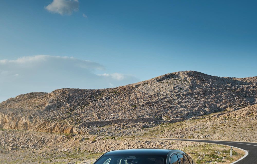 Noul BMW iX4: SUV coupe electric cu autonomie de până la 830 km - Poza 18 Noul BMW iX4: SUV coupe electric cu autonomie de până la 830 km - Poza 18