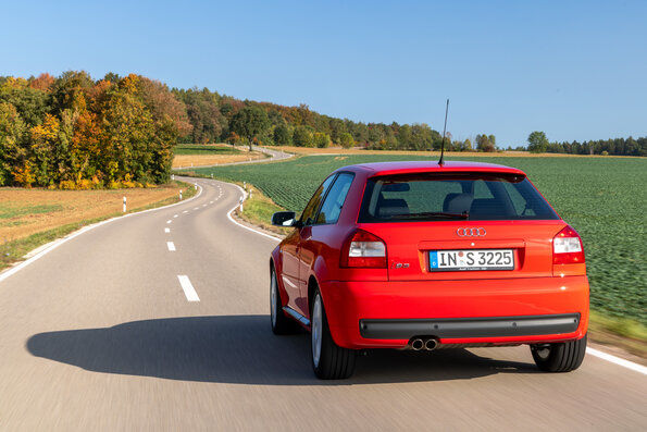 Audi A3 împlinește 30 de ani de la debut. Peste 6 milioane de exemplare produse - Poza 4 Audi A3 împlinește 30 de ani de la debut. Peste 6 milioane de exemplare produse - Poza 4