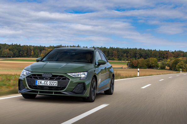 Audi A3 împlinește 30 de ani de la debut. Peste 6 milioane de exemplare produse - Poza 5 Audi A3 împlinește 30 de ani de la debut. Peste 6 milioane de exemplare produse - Poza 5