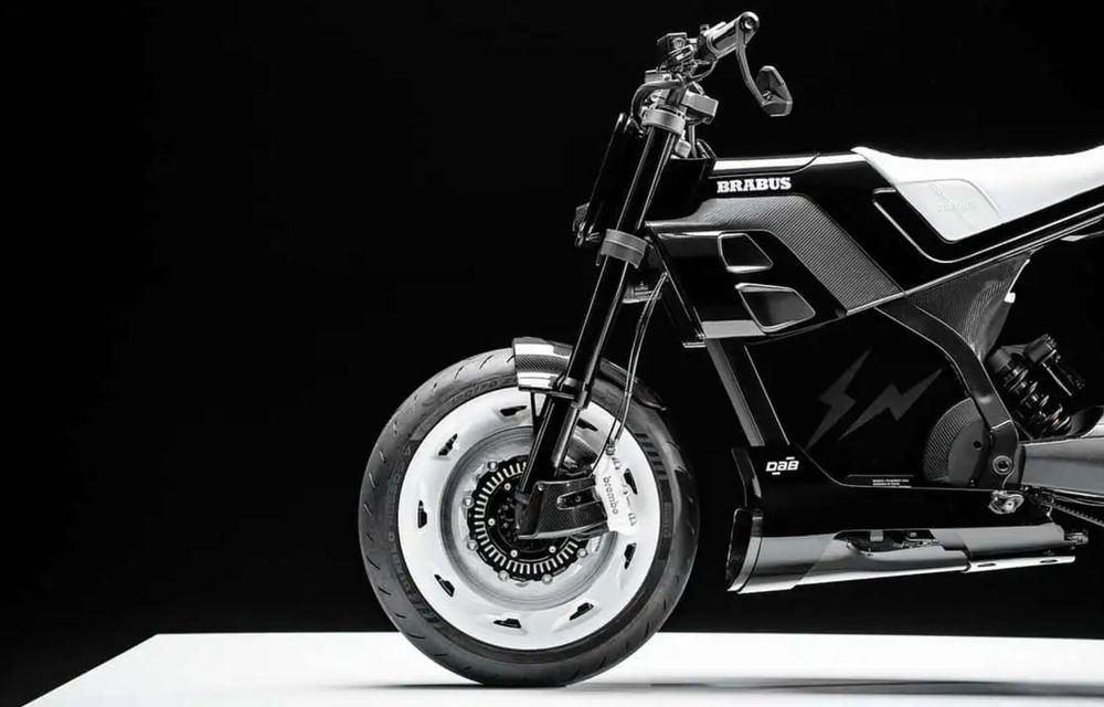 Brabus lansează o motocicletă electrică în ediție limitată: doar 10 exemplare - Poza 2 Brabus lansează o motocicletă electrică în ediție limitată: doar 10 exemplare - Poza 2