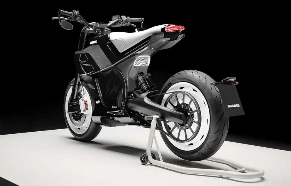Brabus lansează o motocicletă electrică în ediție limitată: doar 10 exemplare - Poza 3 Brabus lansează o motocicletă electrică în ediție limitată: doar 10 exemplare - Poza 3