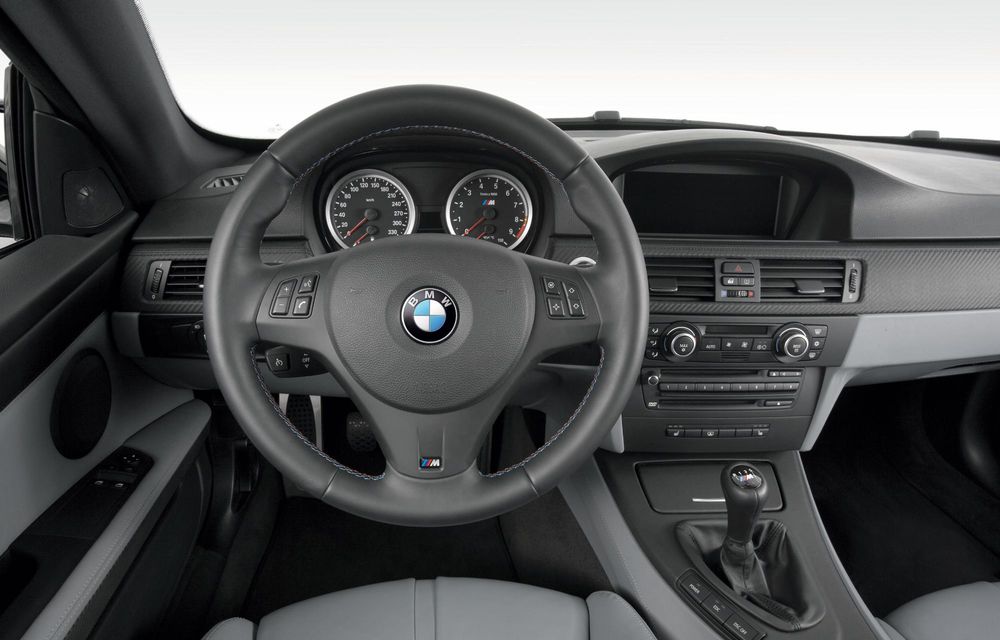 BMW marchează 40 de ani de la debutul lui M3 - Poza 15 BMW marchează 40 de ani de la debutul lui M3 - Poza 15