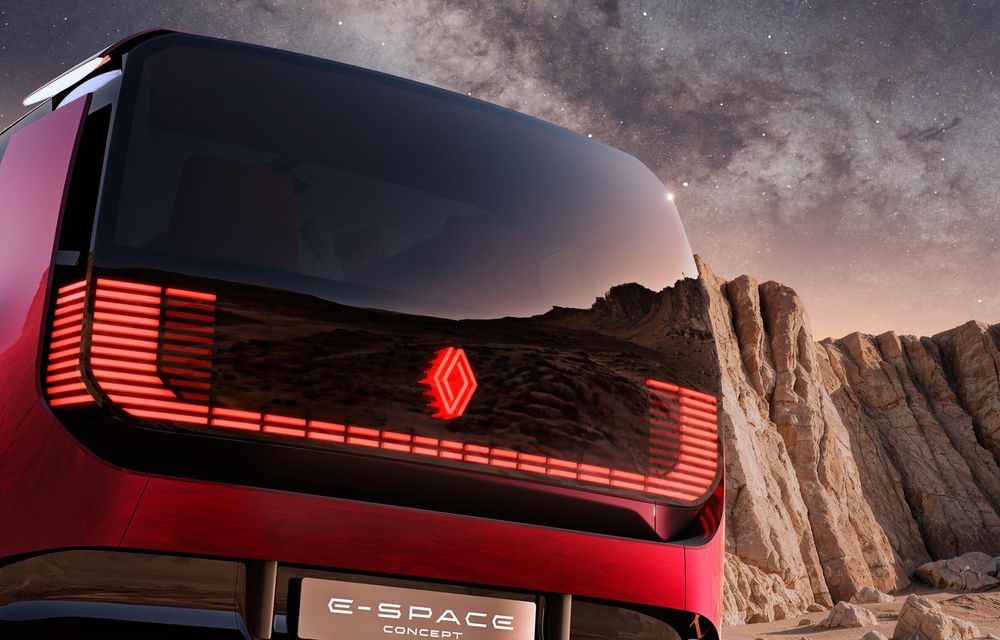 LIVE de la Paris: Noul concept Renault E-Space anunță revenirea movolumului sub formă electrică - Poza 17 LIVE de la Paris: Noul concept Renault E-Space anunță revenirea movolumului sub formă electrică - Poza 17