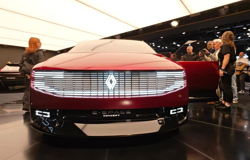 LIVE de la Paris: Noul concept Renault E-Space anunță revenirea movolumului sub formă electrică - Poza 27 LIVE de la Paris: Noul concept Renault E-Space anunță revenirea movolumului sub formă electrică - Poza 27