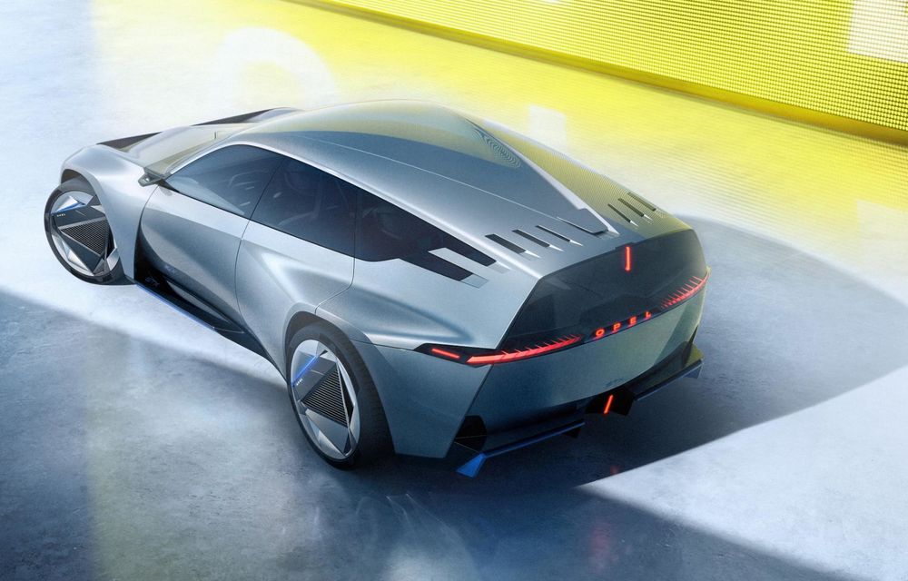LIVE de la Paris: Opel STX, concept care anunță cum vor arăta viitoarele break-uri ale mărcii - Poza 11 LIVE de la Paris: Opel STX, concept care anunță cum vor arăta viitoarele break-uri ale mărcii - Poza 11
