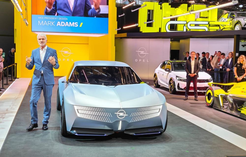 LIVE de la Paris: Opel STX, concept care anunță cum vor arăta viitoarele break-uri ale mărcii - Poza 13 LIVE de la Paris: Opel STX, concept care anunță cum vor arăta viitoarele break-uri ale mărcii - Poza 13