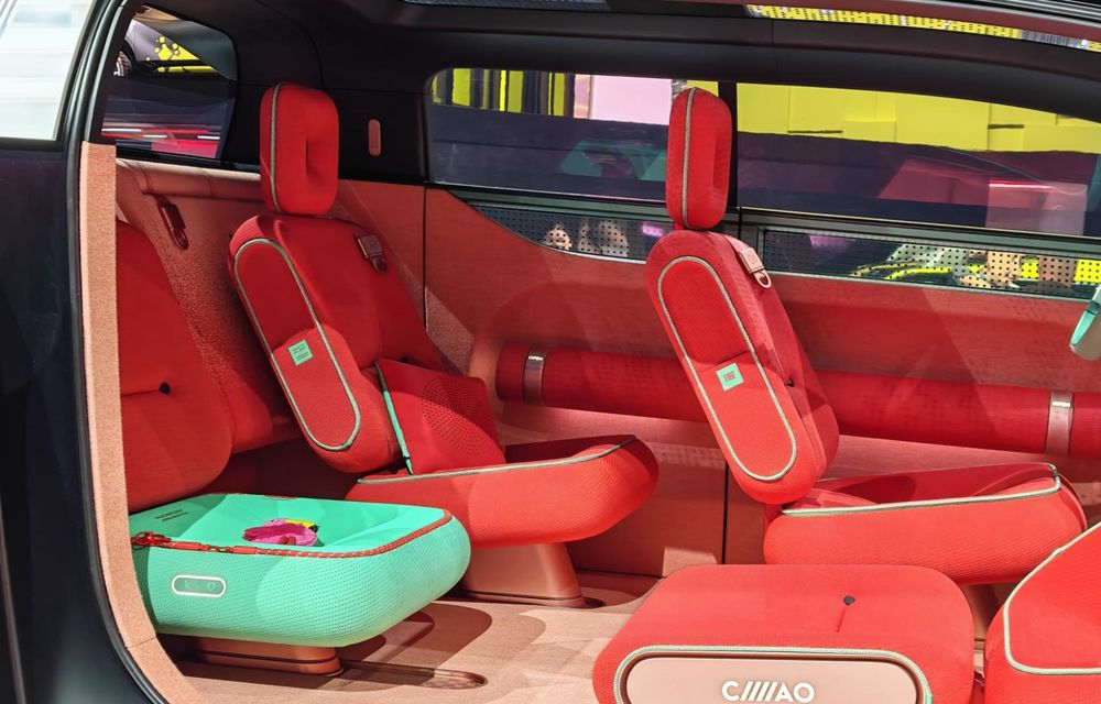 Live de la Paris: Fiat readuce la viață modelul Multipla, prin conceptul Multiplay - Poza 8 Live de la Paris: Fiat readuce la viață modelul Multipla, prin conceptul Multiplay - Poza 8