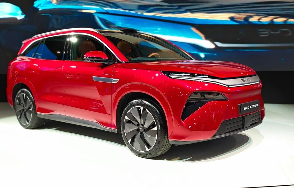 LIVE de la Paris: BYD Atto 8, noul etalon al mărcii în Europa: încărcare în doar 9 minute - Poza 1 LIVE de la Paris: BYD Atto 8, noul etalon al mărcii în Europa: încărcare în doar 9 minute - Poza 1