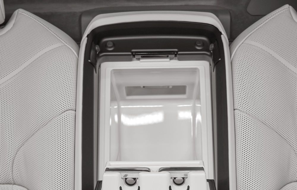Noul BMW Concept 7 Protection, versiune blindată pentru Seria 7 - Poza 17 Noul BMW Concept 7 Protection, versiune blindată pentru Seria 7 - Poza 17