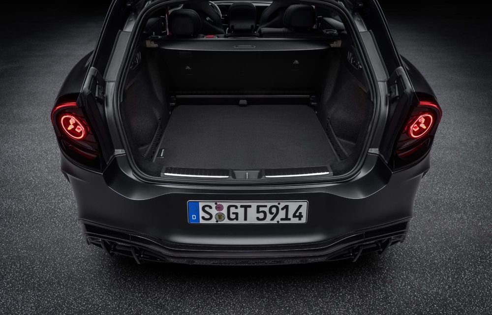 Noul Mercedes-AMG GT SUV este aici: 3 motoare electrice de 1169 CP - Poza 17 Noul Mercedes-AMG GT SUV este aici: 3 motoare electrice de 1169 CP - Poza 17