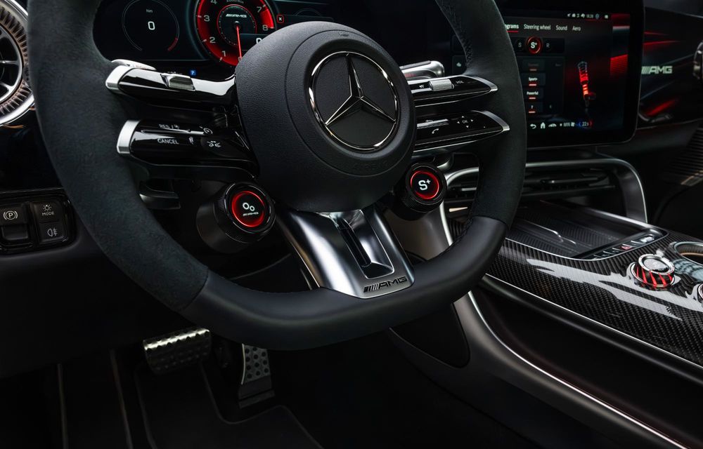 Noul Mercedes-AMG GT SUV este aici: 3 motoare electrice de 1169 CP - Poza 42 Noul Mercedes-AMG GT SUV este aici: 3 motoare electrice de 1169 CP - Poza 42
